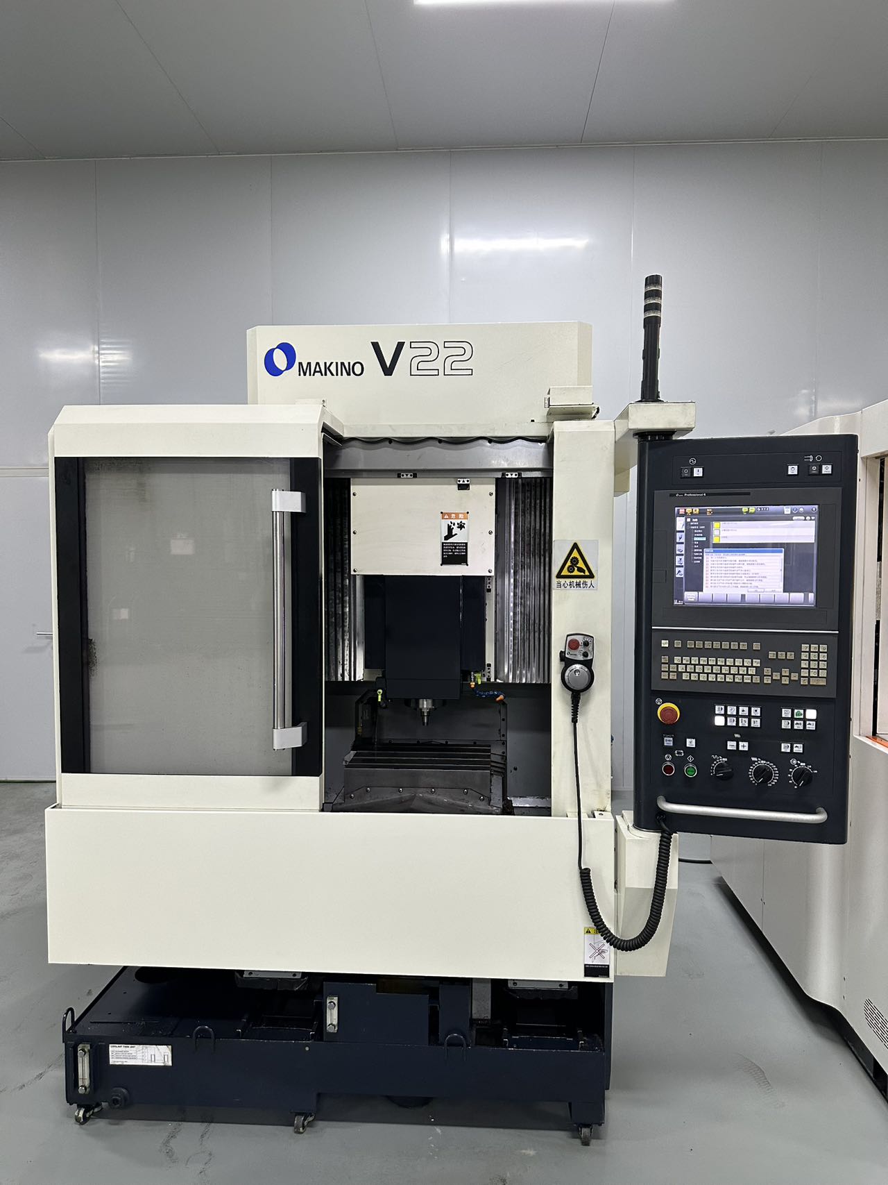 日本牧野 V22 高速立加｜40000 转 HSK-E32 主轴