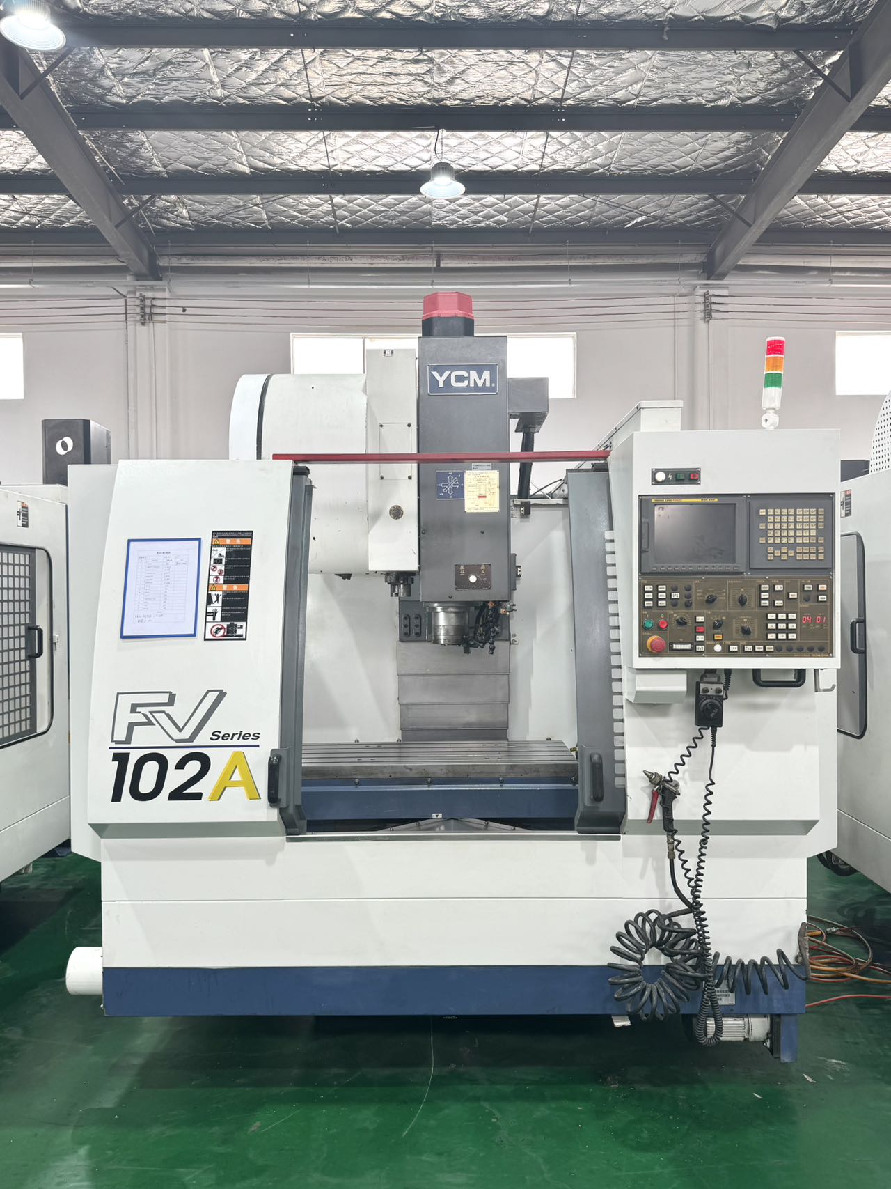台湾永进 YCM FV102A 立式加工中心